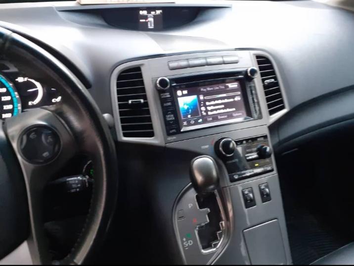 Toyota  • 2013 • 32,300 km 1