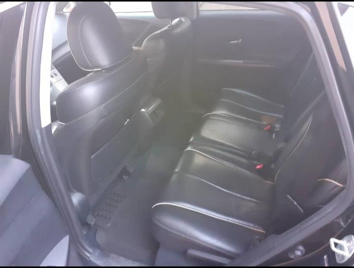 Toyota  • 2013 • 32,300 km 4