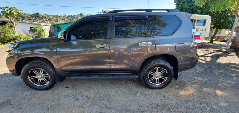 Toyota Land Cruiser • 2017 • 56,000 km 6