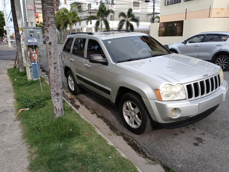 Jeep Grand Cherokee • 2005 • 110,000 km 1