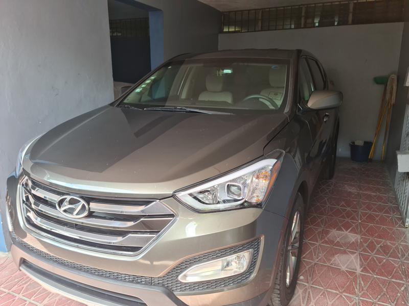 Hyundai Santa Fe • 2014 • 50 km 2