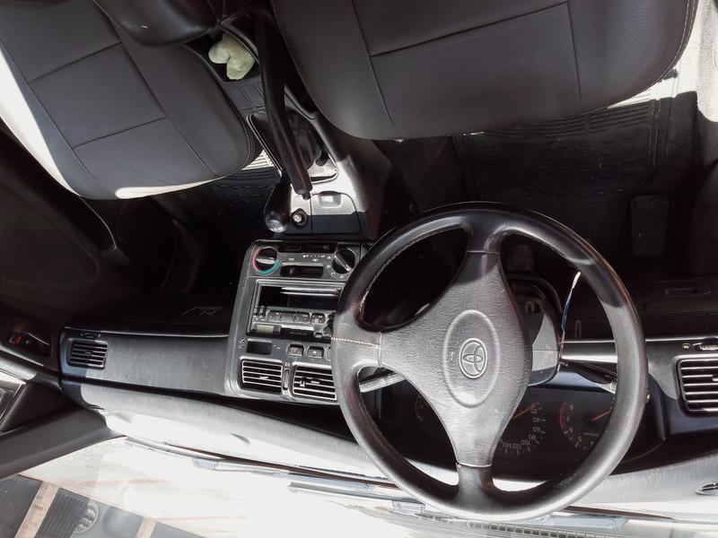 Toyota Corona • 1993 • 500 km 9