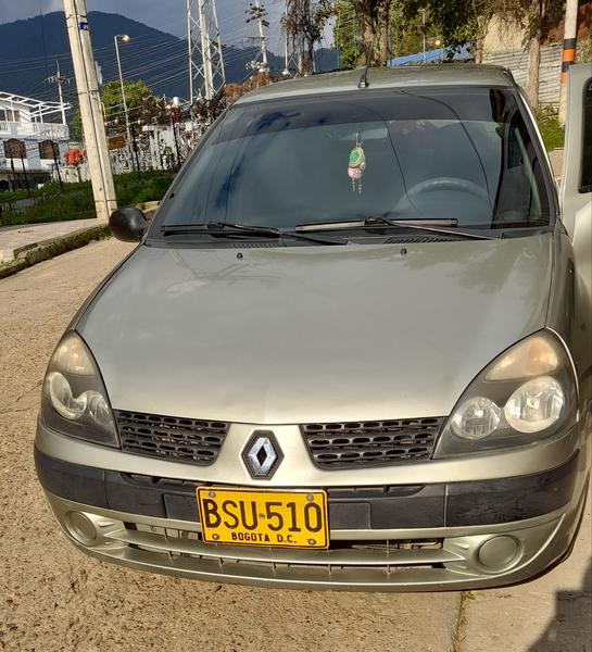 Renault Symbol • 2006 • 150,400 km 3