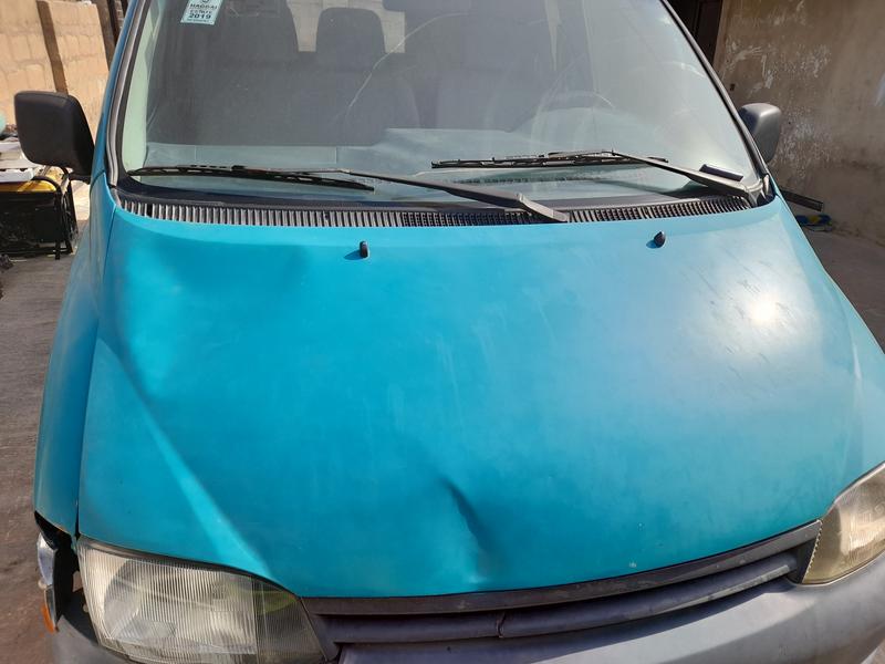 Toyota  • 2000 • 150,000 km 2