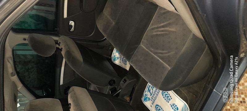 Renault Logan • 2008 • 112,180 km 5