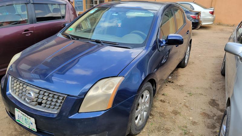 Nissan  • 2007 • 198,000 km 2