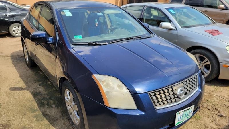 Nissan  • 2007 • 198,000 km 4