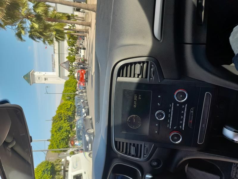 Renault Mégane • 2019 • 27,000 km 3