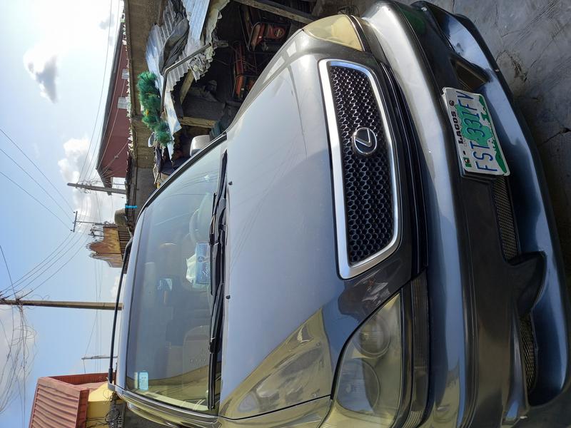 Lexus RX 300 • 2002 • 200 km 4