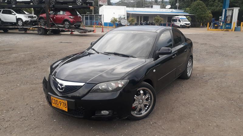Mazda 3 • 2008 • 147,500 km 9