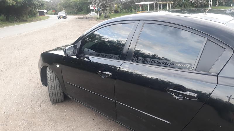 Mazda 3 • 2008 • 147,500 km 5