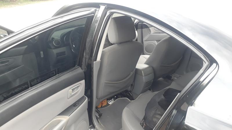 Mazda 3 • 2008 • 147,500 km 7
