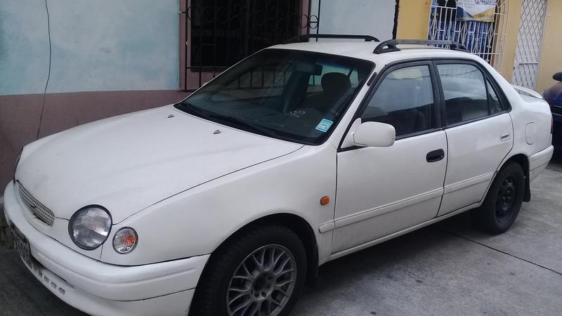 Toyota  • 1999 • 2,222 km 6