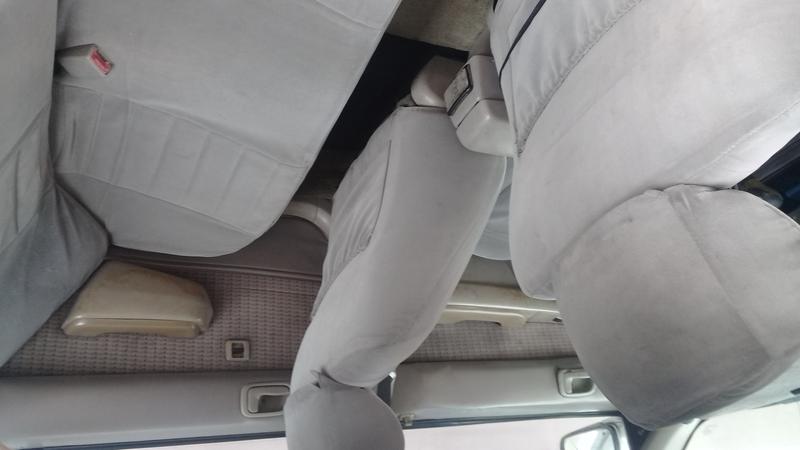 Toyota  • 1999 • 2,222 km 5