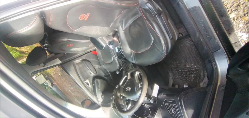 Hyundai Tucson • 2012 • 184,000 km 5