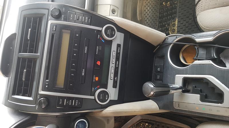 Toyota Camry • 2012 • 208,944 km 1