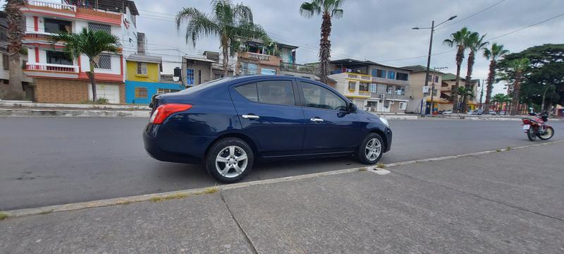 Nissan Versa • 2014 • 161,000 km 9