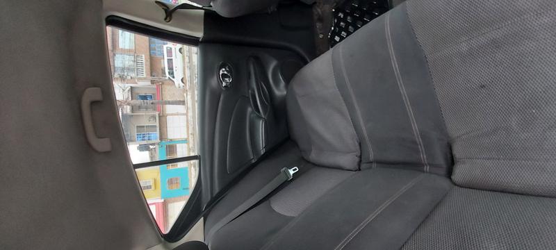 Nissan Versa • 2014 • 161,000 km 5