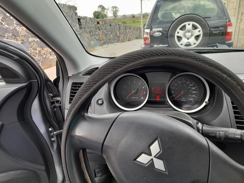 Mitsubishi Lancer • 2015 • 110,000 km 2