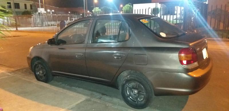 Toyota Yaris • 2005 • 233,000 km 3