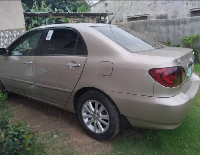 Toyota Corolla • 2008 • 1,000 km 3