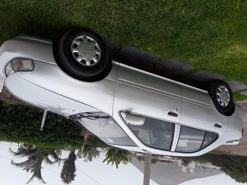 Nissan Sunny • 1994 • 200 km 9