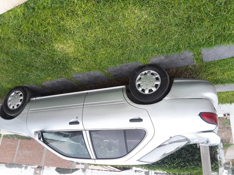 Nissan Sunny • 1994 • 200 km 7