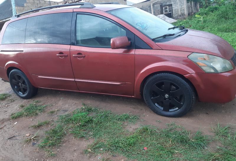 Nissan Quest • 2004 • 10 km 1