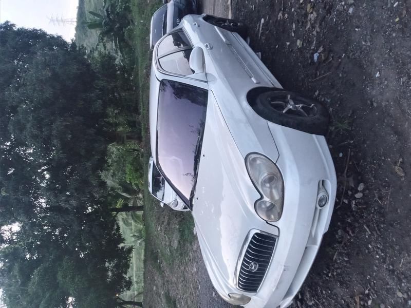 Hyundai Sonata • 2004 • 110,000 km 3