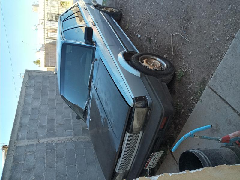 Nissan Sentra • 1988 • 15,000 km 11