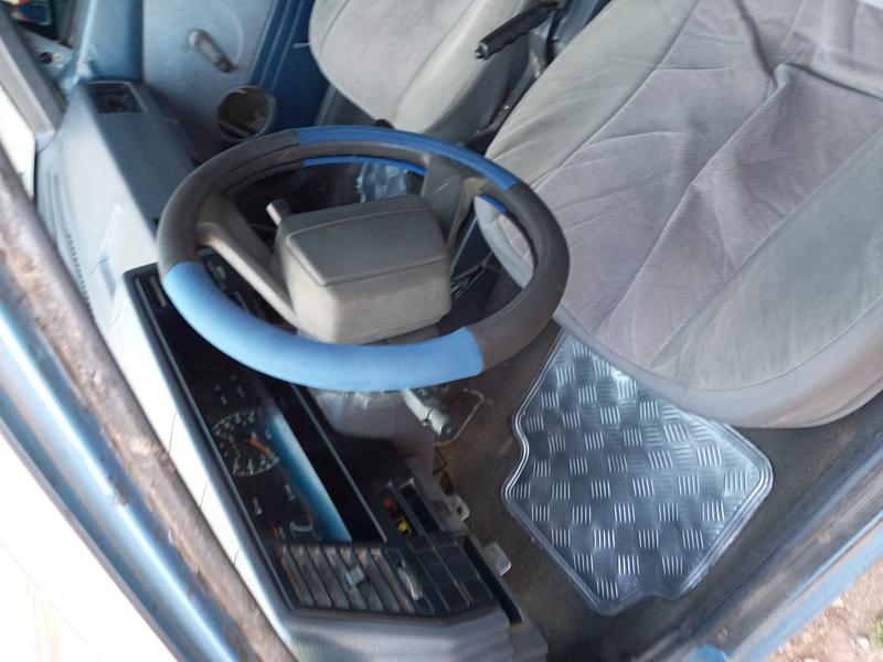 Nissan Sentra • 1988 • 15,000 km 8