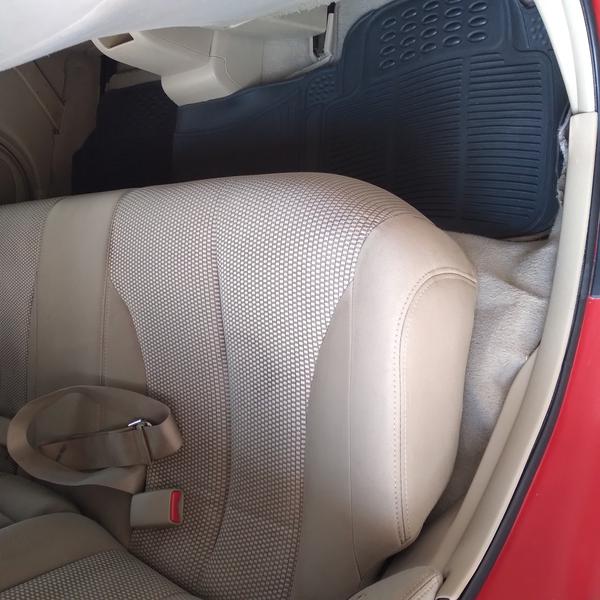 Nissan Tiida • 2008 • 173,000 km 8