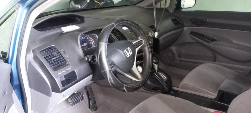 Honda Civic • 2011 • 1 km 9