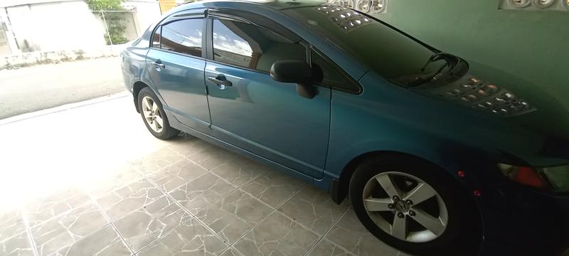 Honda Civic • 2011 • 1 km 1