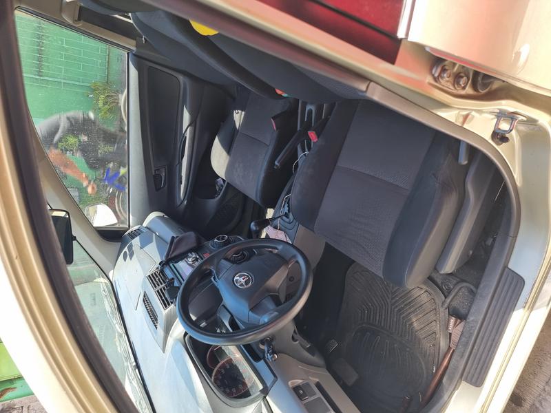 Toyota Avanza • 2015 • 81,000 km 10