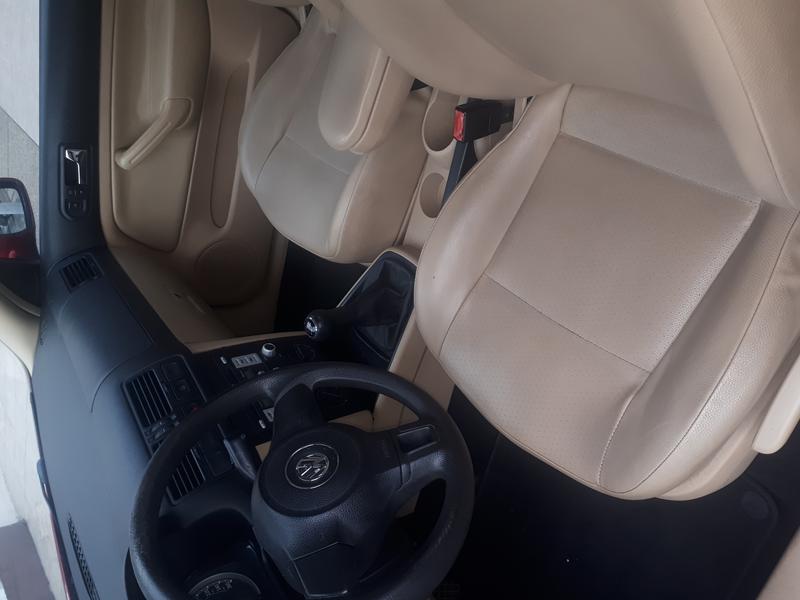 Volkswagen Jetta • 2011 • 135,000 km 2