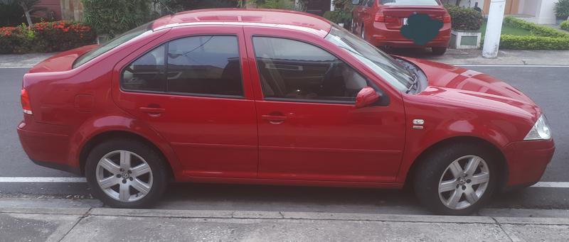 Volkswagen Jetta • 2011 • 135,000 km 3