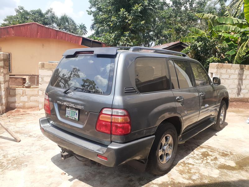 Toyota Land Cruiser • 2003 • 20,000 km 7
