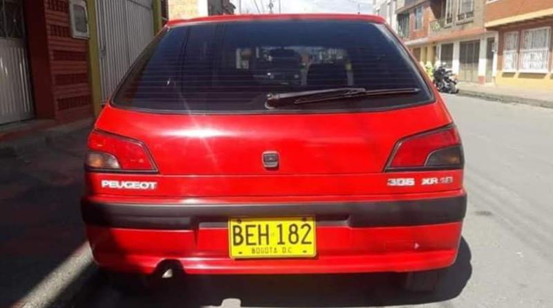 Peugeot 306 • 1994 • 166,000 km 3