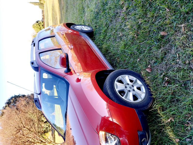 Renault  • 2017 • 62,000 km 6