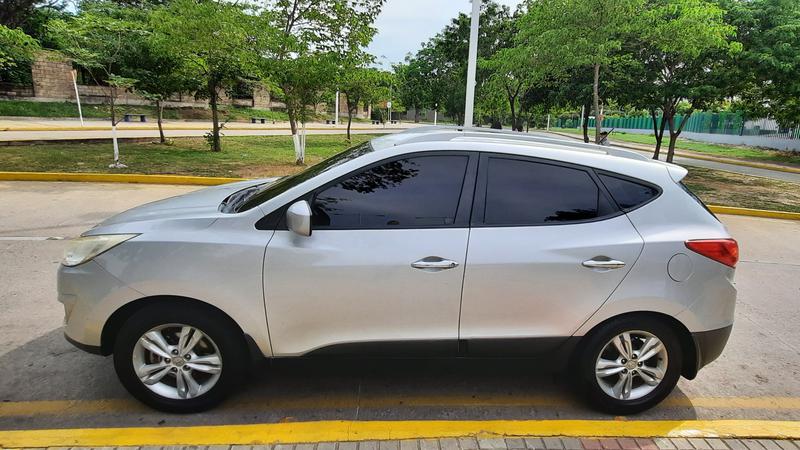 Hyundai ix35 • 2013 • 170,000 km 7