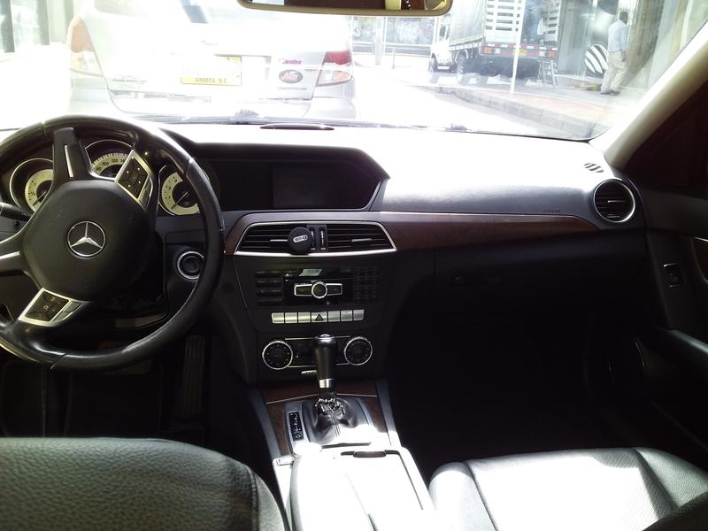 Mercedes-Benz C • 2012 • 120,000 km 2