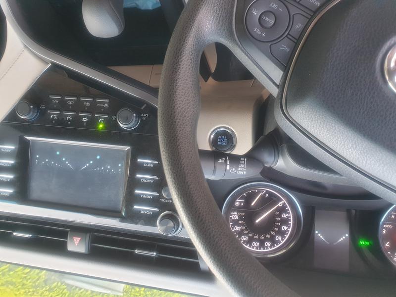 Toyota Camry • 2019 • 25,000 km 3