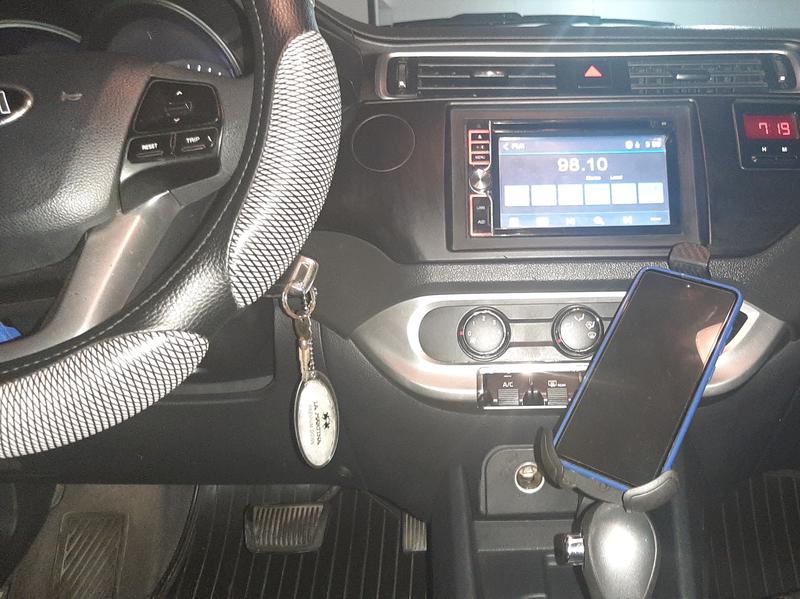 Kia Rio sedan • 2016 • 162,000 km 4