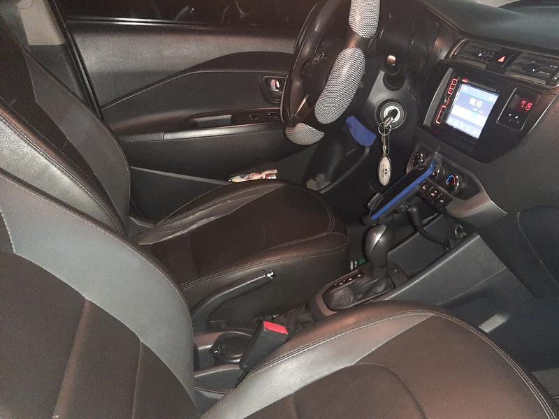 Kia Rio sedan • 2016 • 162,000 km 2