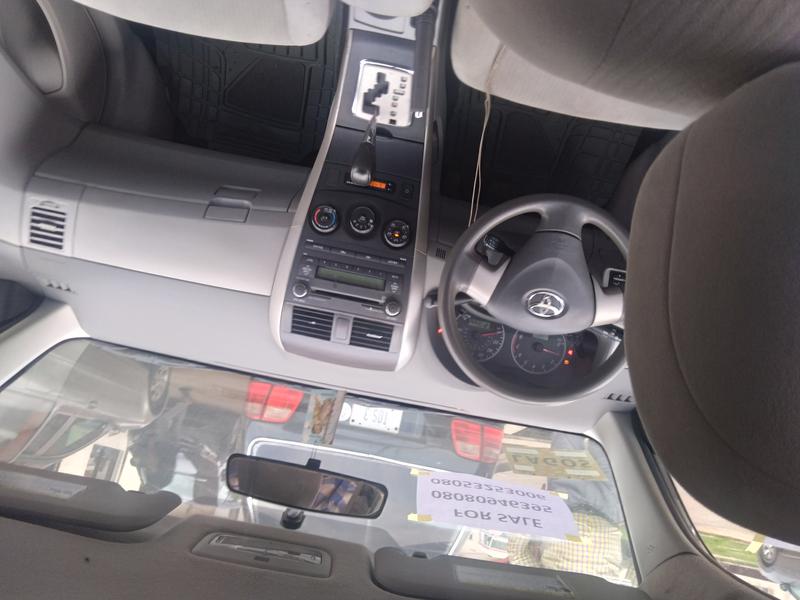 Toyota Corolla • 2010 • 128,000 km 6