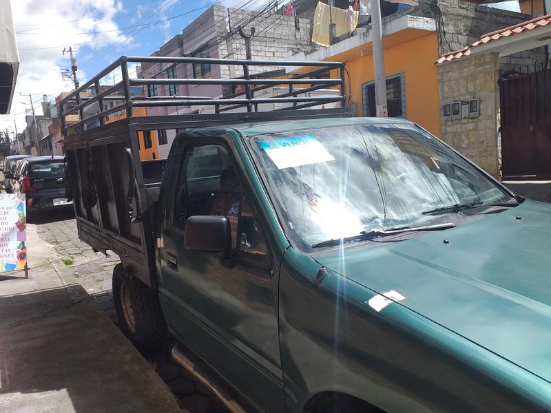 Chevrolet Luv • 1994 • 490,000 km 1