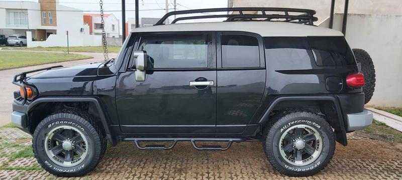 Toyota FJ Cruiser • 2008 • 111,000 km 11