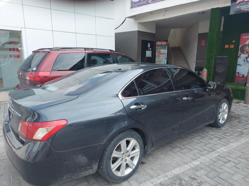 Lexus ES 350 • 2007 • 7,000 km 3