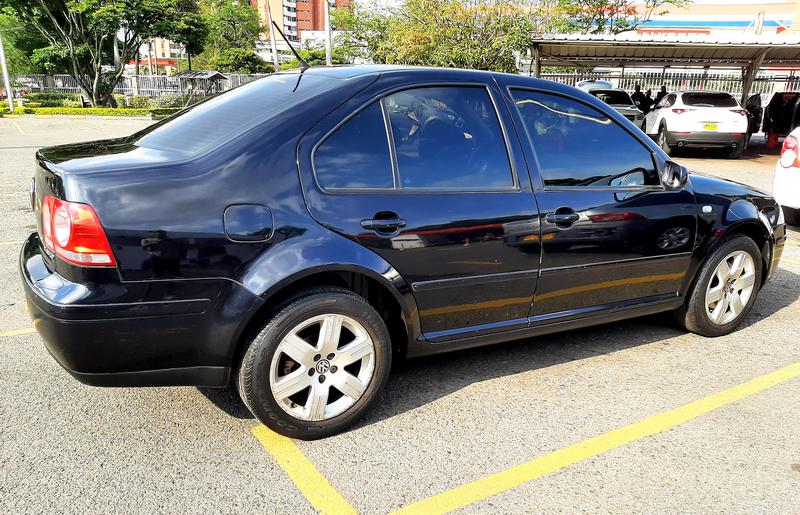 Volkswagen Jetta • 2013 • 110,000 km 4